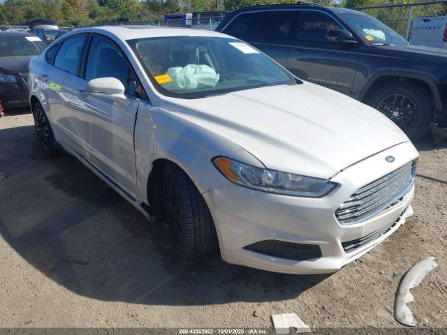  Salvage Ford Fusion