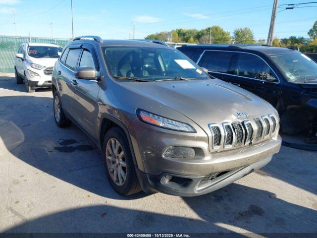  Salvage Jeep Cherokee