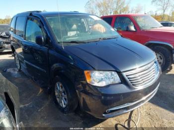  Salvage Chrysler Town & Country