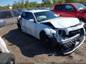 Salvage Chrysler 300