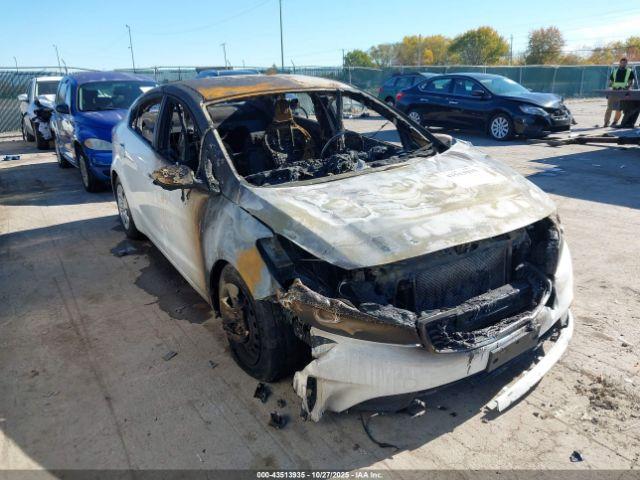  Salvage Kia Forte