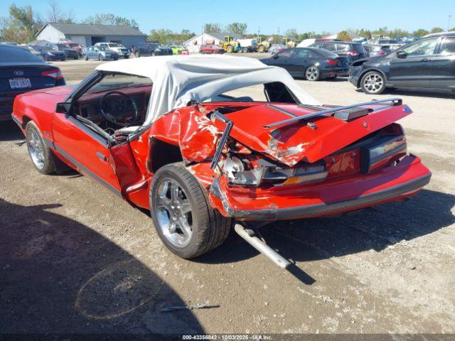 Ford Mustang Image 12