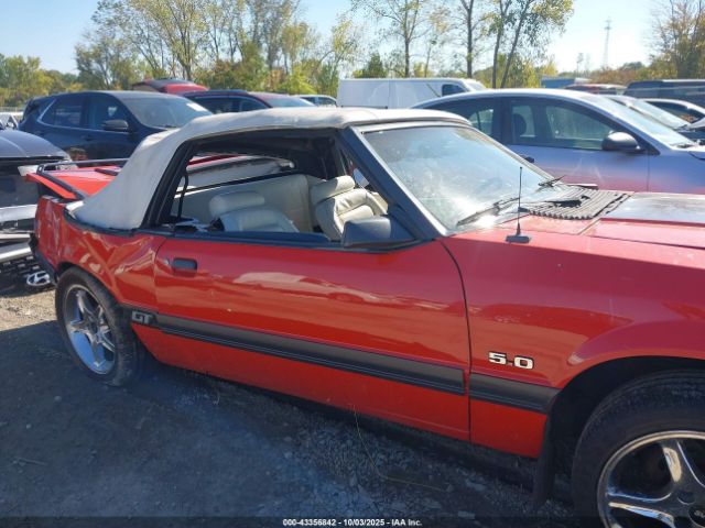 Ford Mustang Image 10