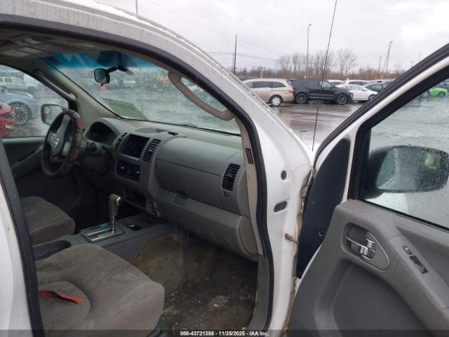 Nissan Frontier Se Image 2