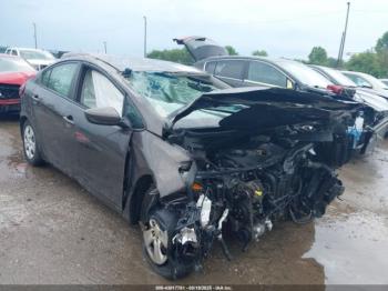  Salvage Kia Forte
