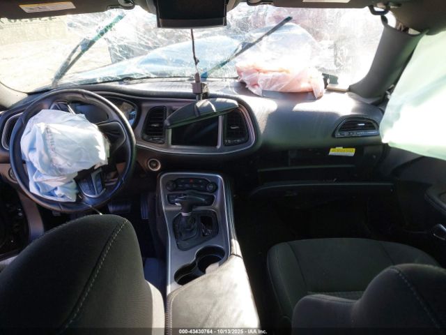 Dodge Challenger Gt Awd Image 4