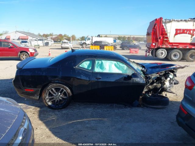 Dodge Challenger Gt Awd Image 8