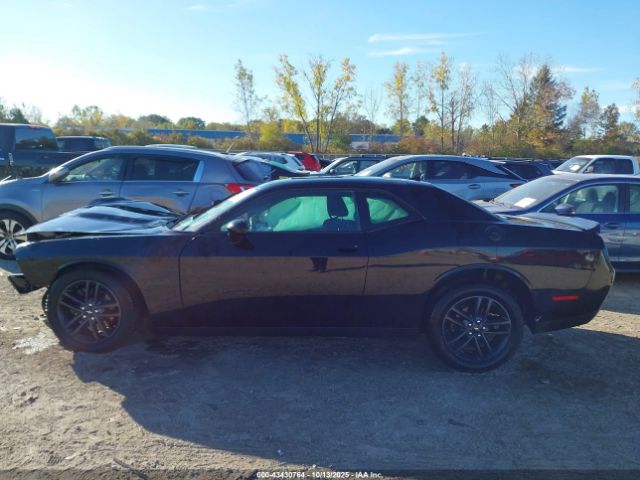 Dodge Challenger Gt Awd Image 11