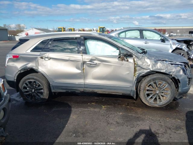 Cadillac XT5 Premium Luxury Image 3