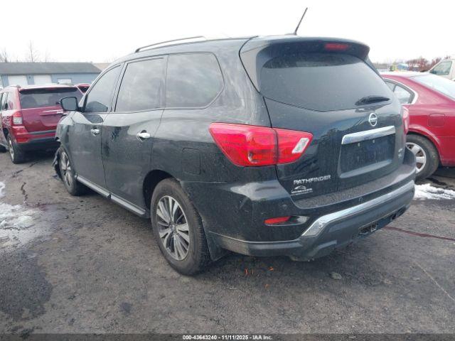 Nissan Pathfinder Image 16