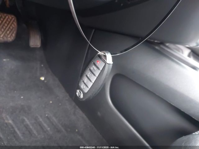 Nissan Pathfinder Image 4