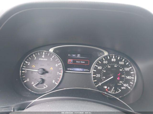 Nissan Pathfinder Image 10