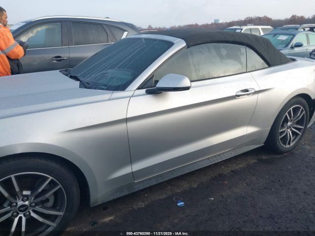 Ford Mustang Ecoboost Premium Image 20