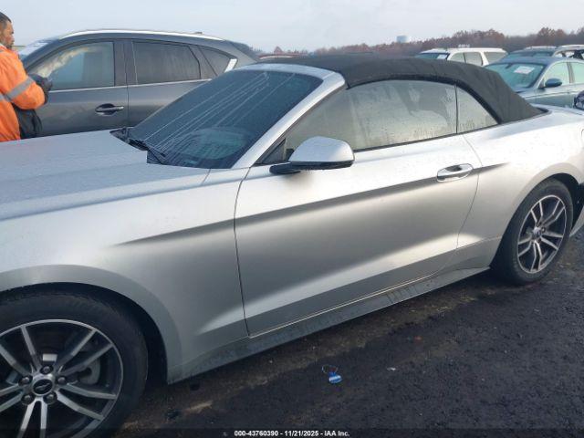 Ford Mustang Ecoboost Premium Image 20