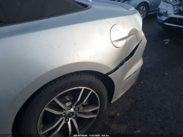 Ford Mustang Ecoboost Premium Image 11