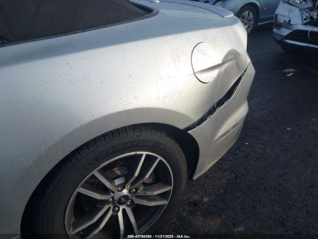 Ford Mustang Ecoboost Premium Image 11