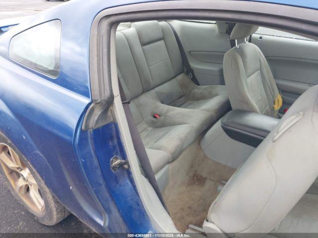 Ford Mustang V6 Image 14