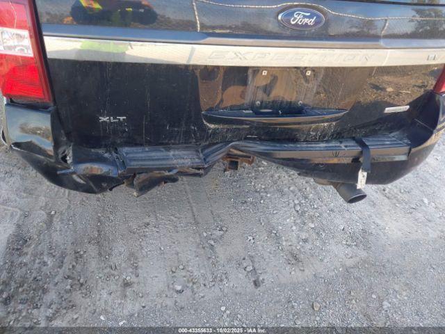 Ford Expedition Xlt Image 6