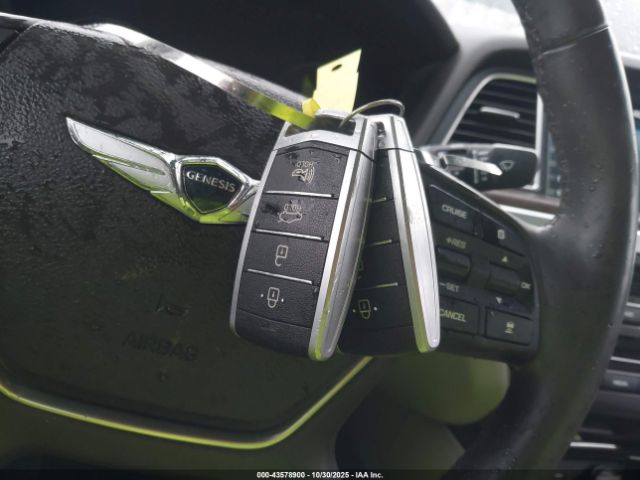 Genesis G80 3.8 Image 2