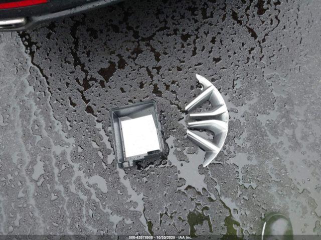 Genesis G80 3.8 Image 3