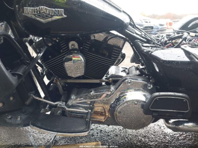 Harley-Davidson Flhr Road King Image 13