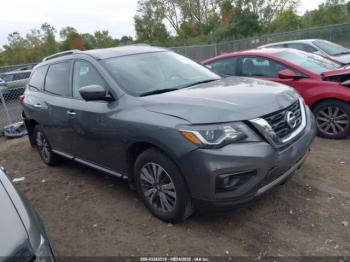  Salvage Nissan Pathfinder