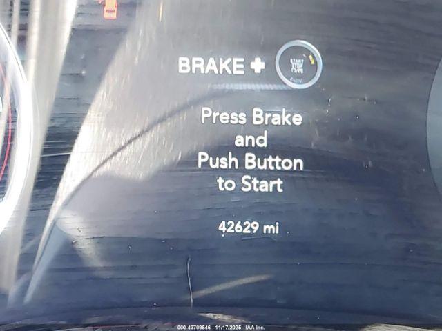 Dodge Challenger Gt Awd Image 9