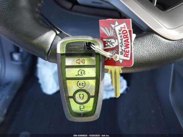 Ford Explorer Xlt Image 16