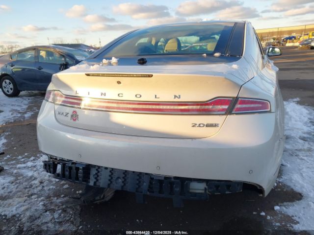Lincoln MKZ Image 12
