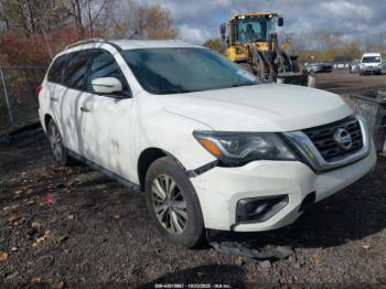  Salvage Nissan Pathfinder