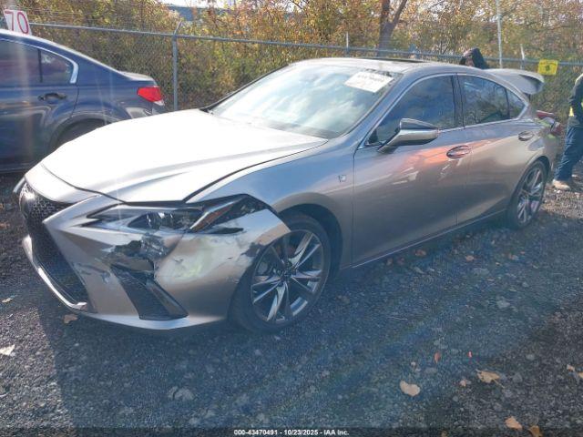 Lexus Es F Sport Image 10