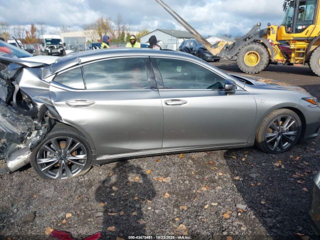 Lexus Es F Sport Image 11