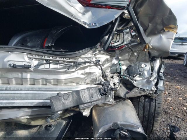 Lexus Es F Sport Image 18