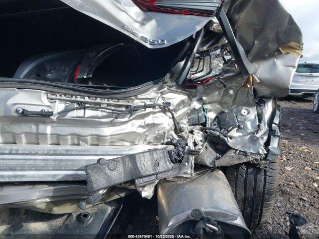 Lexus Es F Sport Image 18