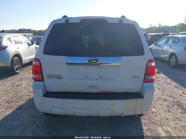 Ford Escape Limited Image 12