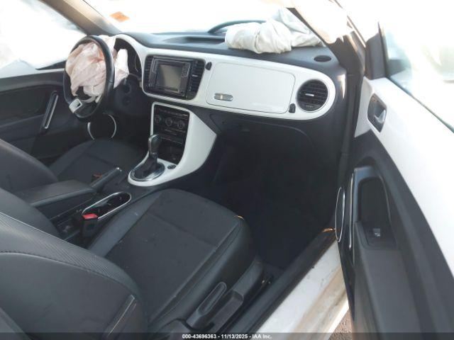 Volkswagen Beetle 2.0t Se Image 8