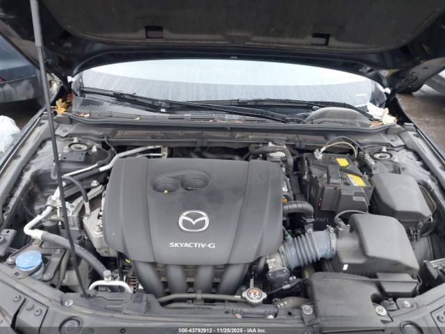 Mazda Mazda3 Preferred Image 10