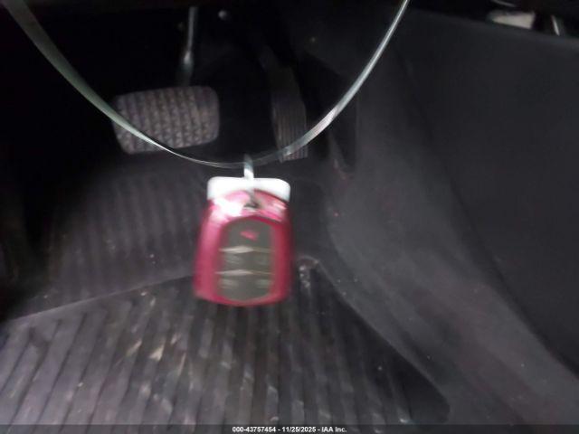 Cadillac XTS Luxury Collection Image 8