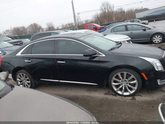 Cadillac XTS Luxury Collection Image 9