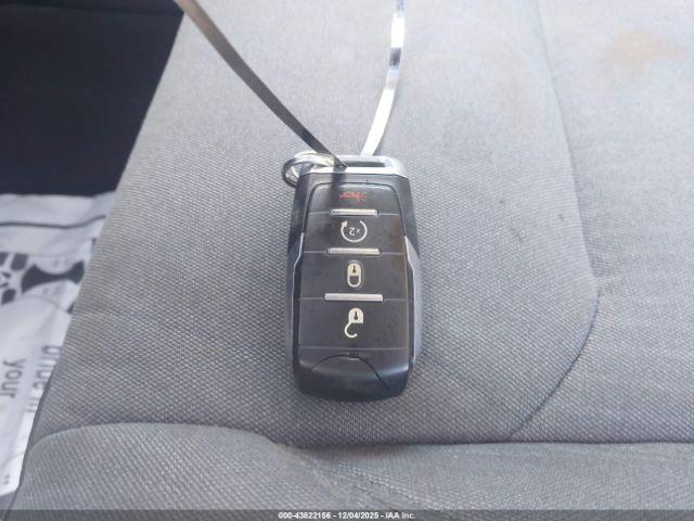 Ram 1500 Big Horn  4x4 6'4 Box Image 12