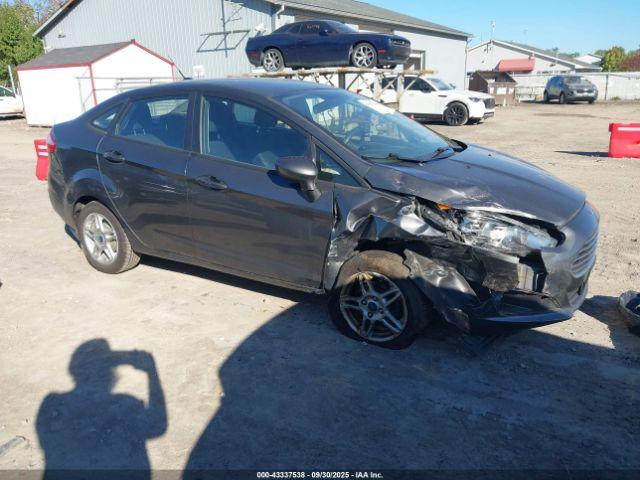  Salvage Ford Fiesta