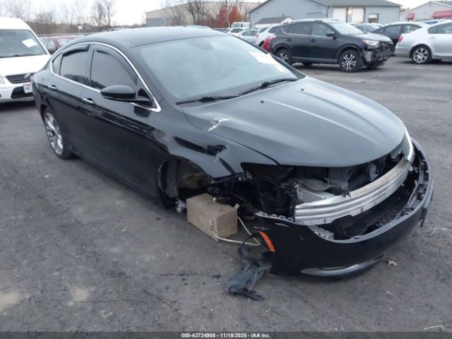 Chrysler 200 C Image 1