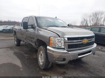  Salvage Chevrolet Silverado 2500