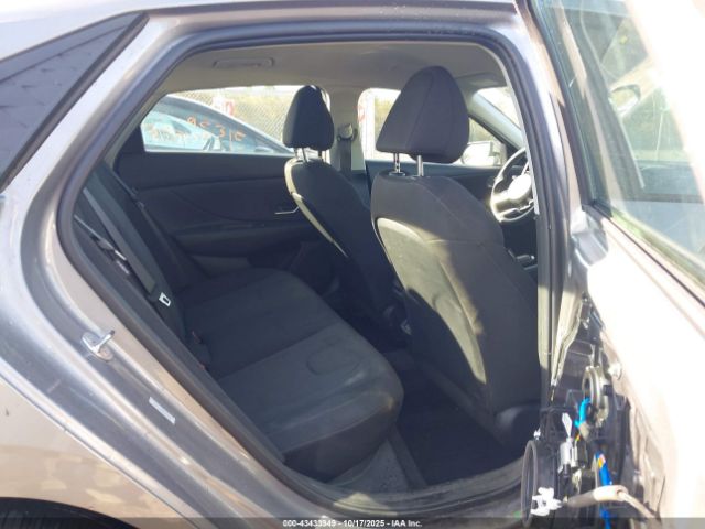 Hyundai ELANTRA Se Image 5