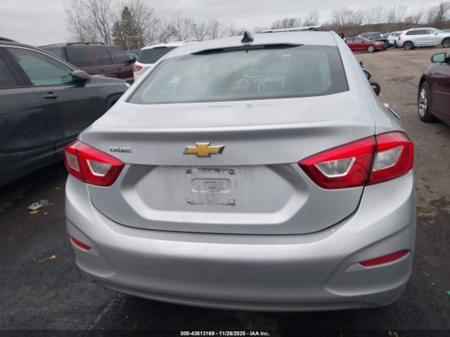 Chevrolet Cruze Ls Image 10