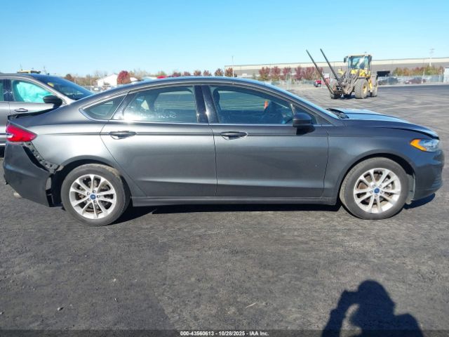 Ford Fusion Se Image 2