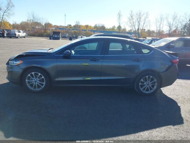 Ford Fusion Se Image 7