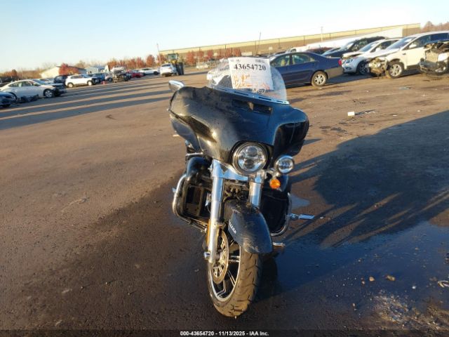 Harley-Davidson Flhtk Image 2