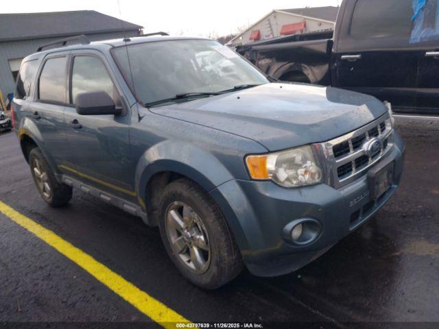  Salvage Ford Escape