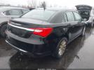 Chrysler 200 Touring Image 9